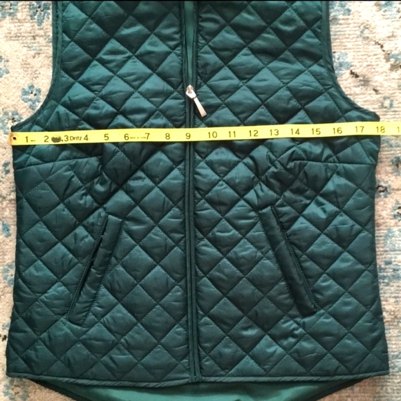 Karen Scott quilted vest - Picture 5 of 9